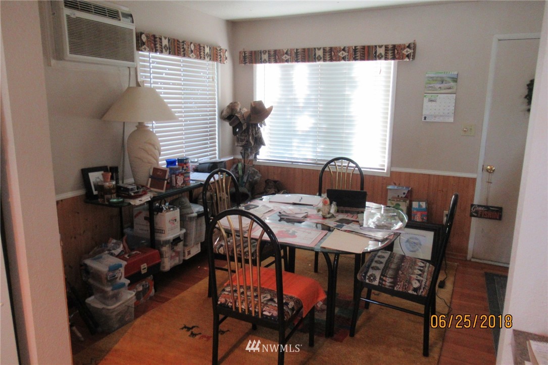 2684 Elgin Road Northeast Moses Lake, WA 98837 - Photo 9 of 18 Gallery Image 9