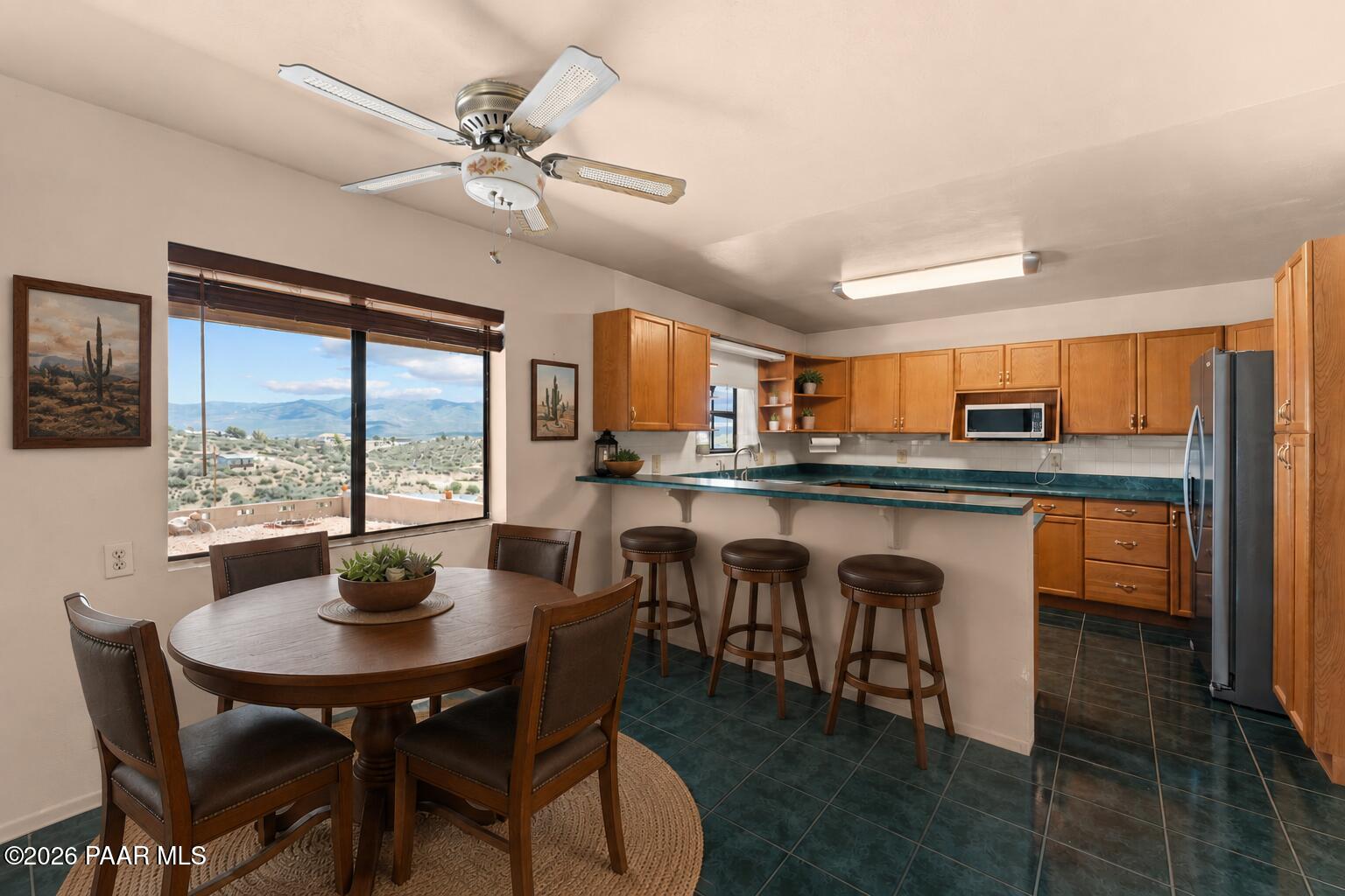 18112 Spoon Road Peeples Valley, AZ 86332 - Photo 7 of 30 Virtually Staged Dining room