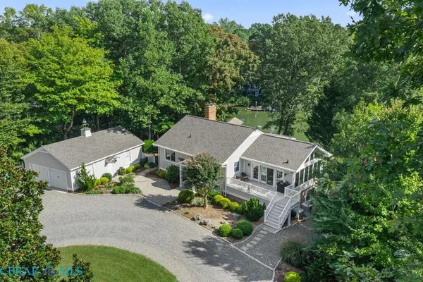 $989,000 | 1922 Taylors Creek Road, Weems, VA 22576