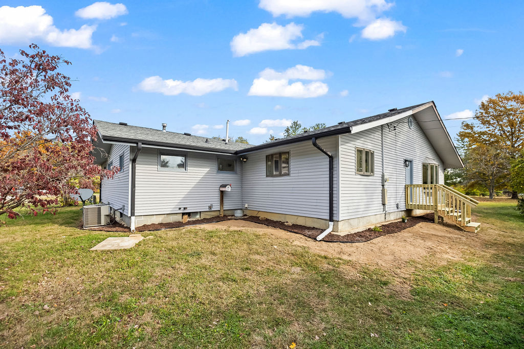 123 South Shores Drive Decatur, IL 62521 - Photo 24 of 41