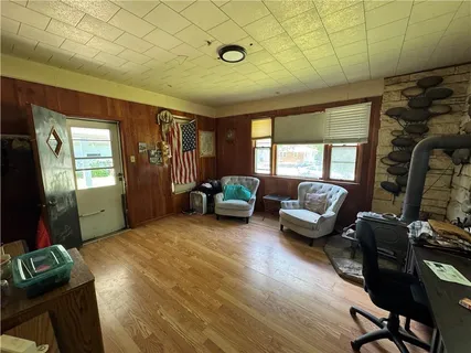 $130,000 | 507 Santa Fe Street, Leavenworth, KS 66048