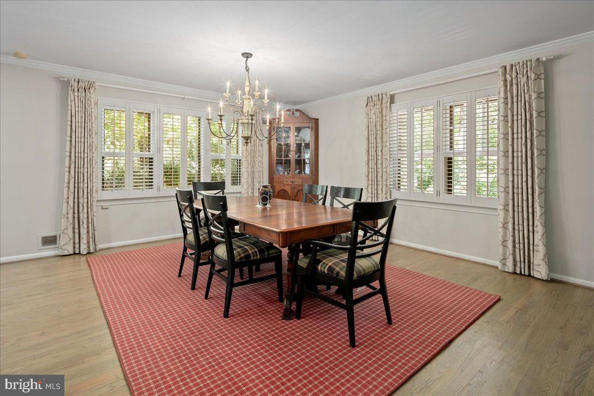 12421 Henderson Road Clifton, VA 20124 - Photo 12 of 90