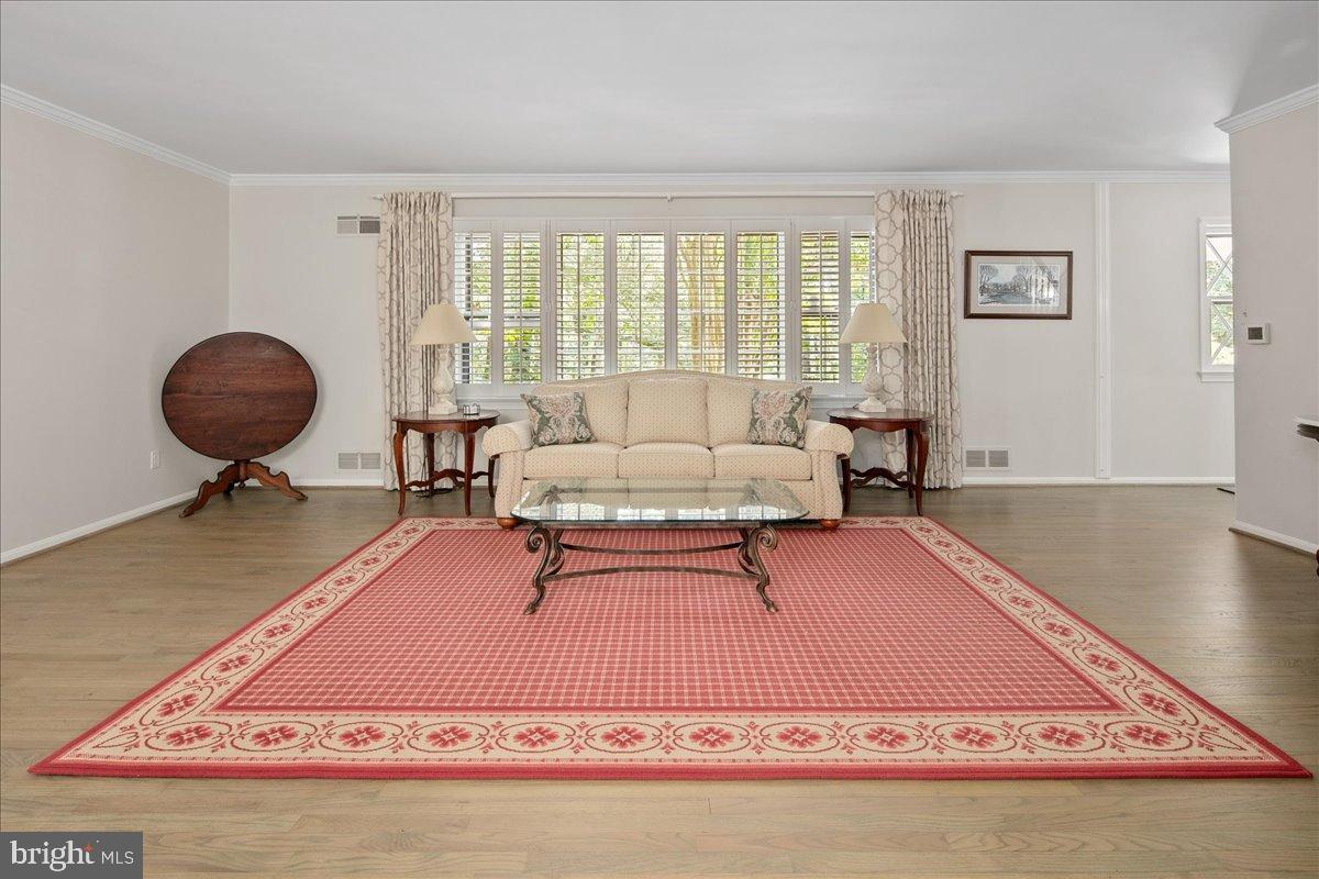 12421 Henderson Road Clifton, VA 20124 - Photo 17 of 90