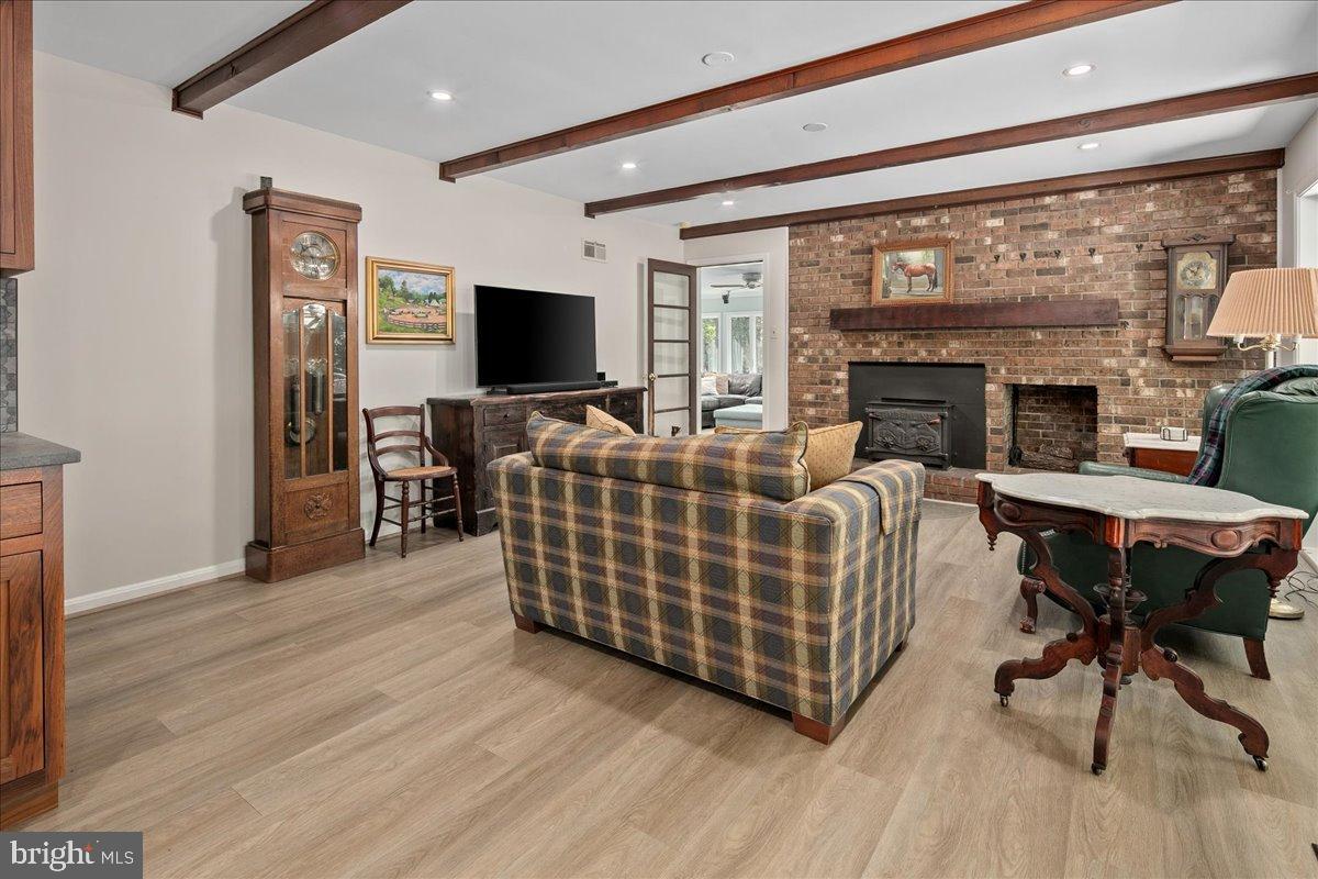 12421 Henderson Road Clifton, VA 20124 - Photo 20 of 90 Fabulous Family Room off Kitchen