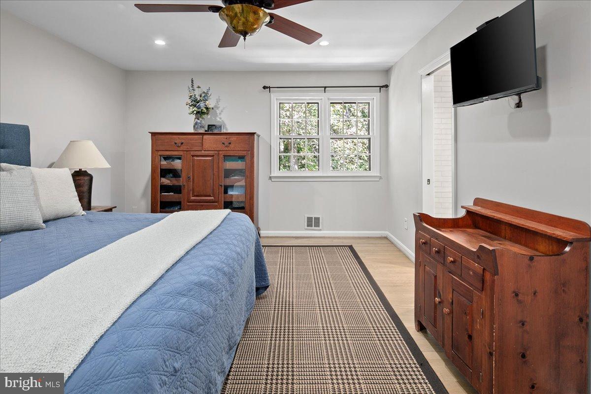 12421 Henderson Road Clifton, VA 20124 - Photo 35 of 90