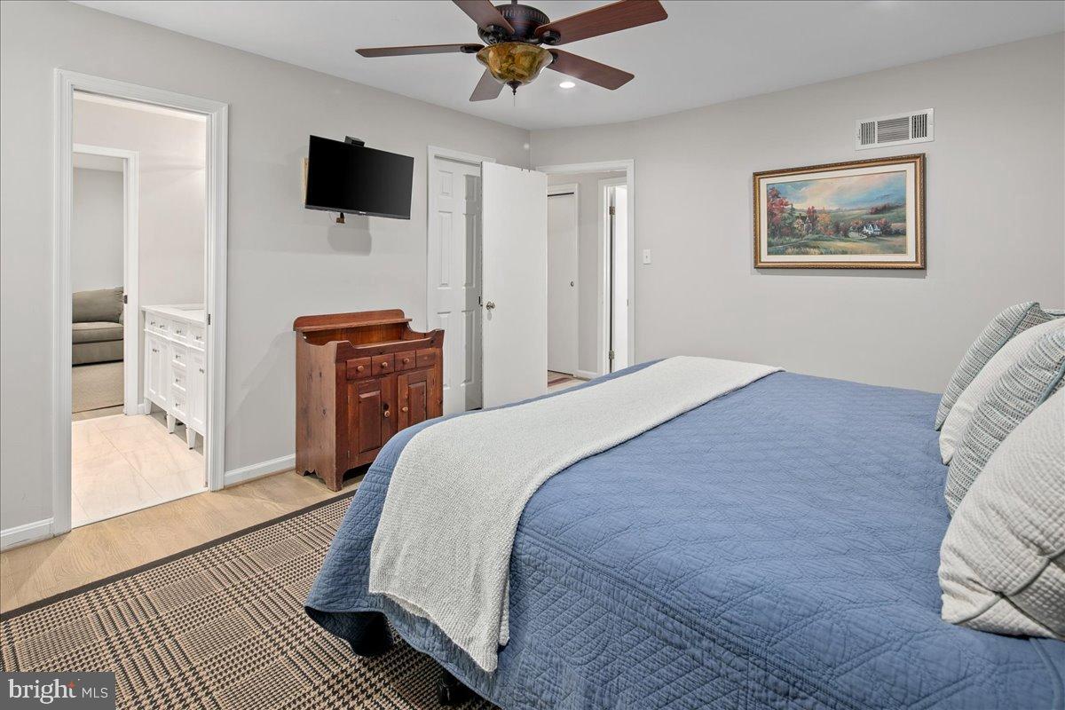 12421 Henderson Road Clifton, VA 20124 - Photo 37 of 90