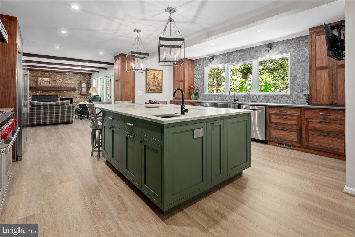 12421 Henderson Road Clifton, VA 20124 - Photo 6 of 90 Stunning Single Full Slab Island (no seams)