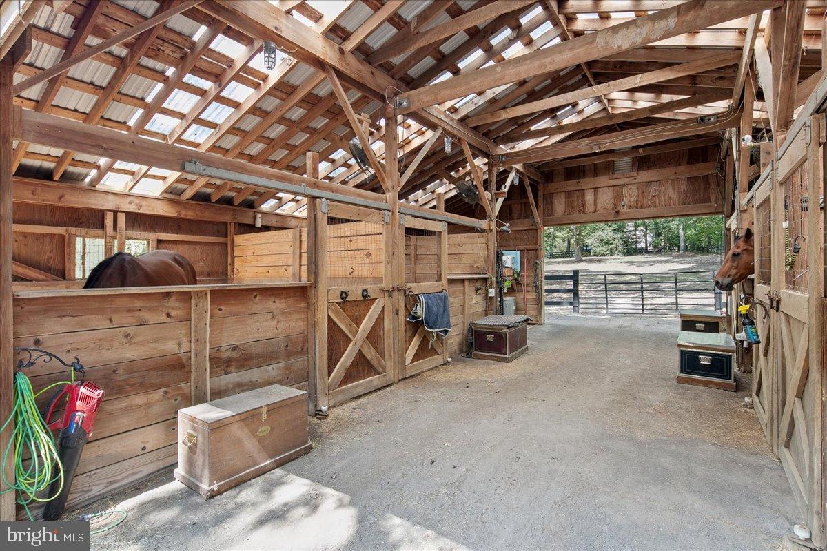 12421 Henderson Road Clifton, VA 20124 - Photo 69 of 90