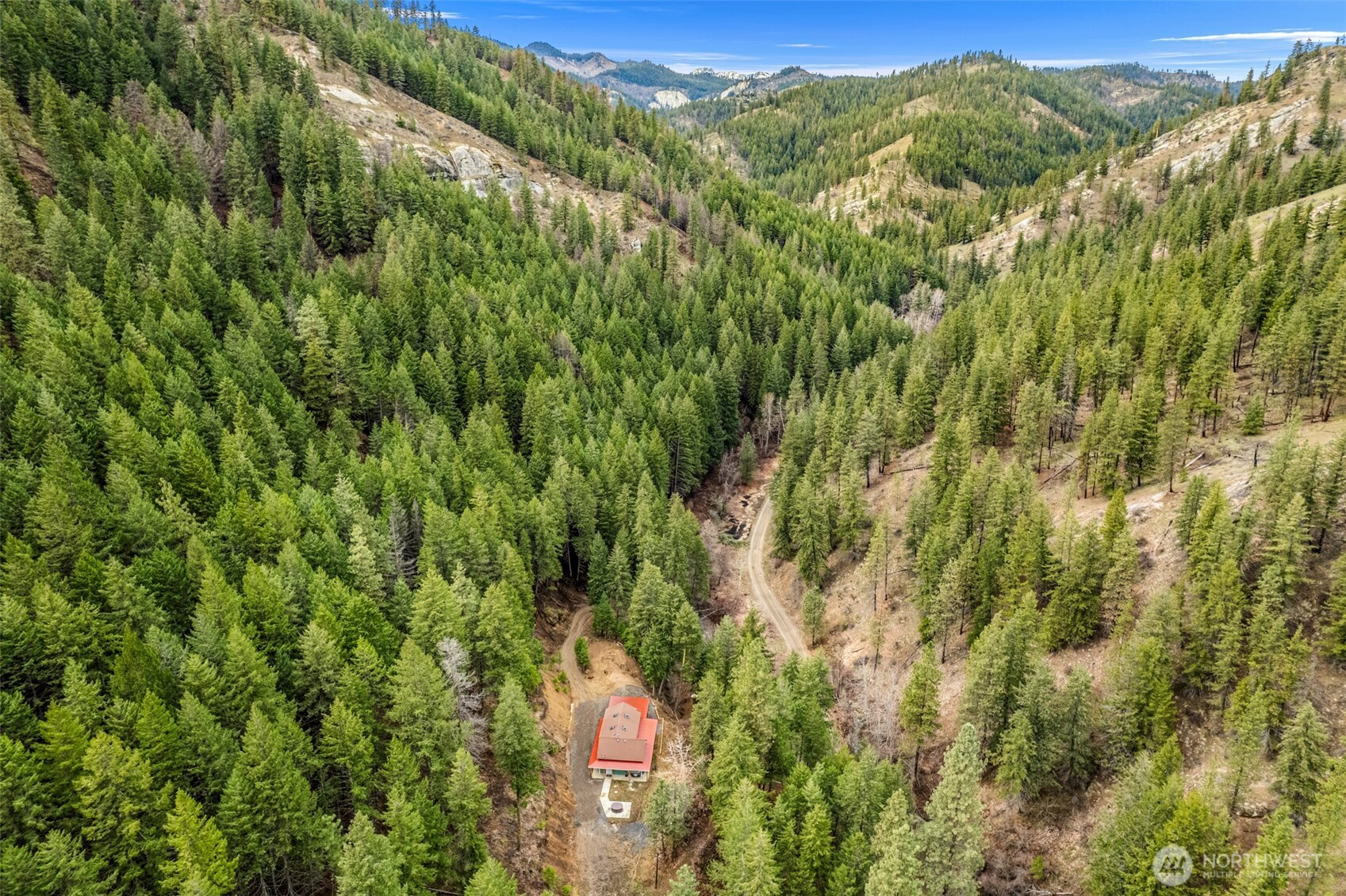 695 Sand Creek Road Cashmere, WA 98815 - Photo 4 of 39