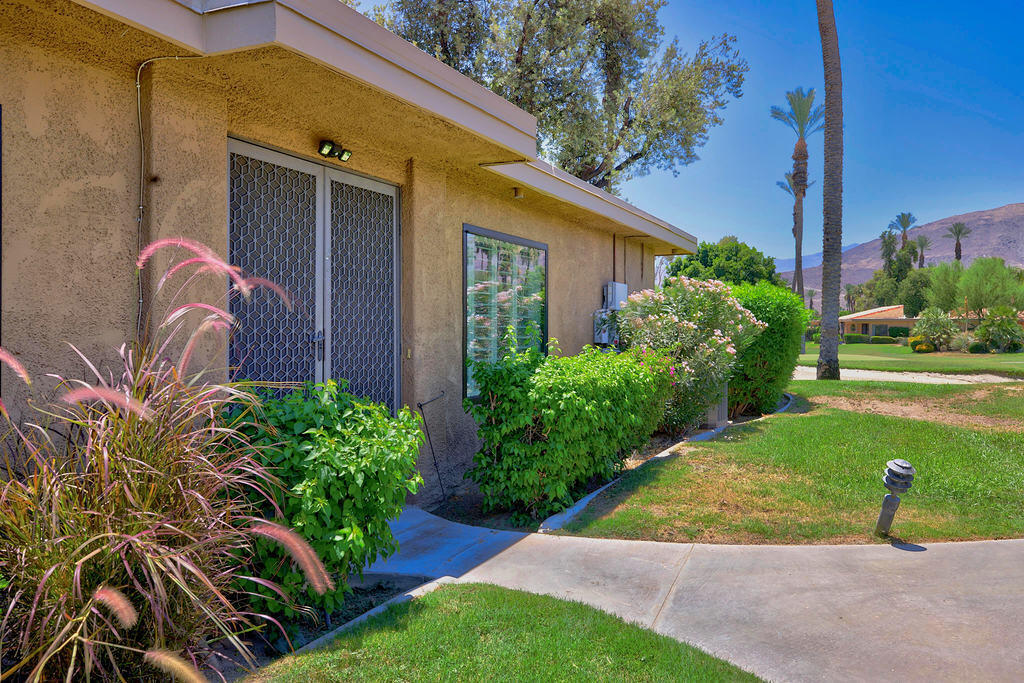14 La Ronda Drive Rancho Mirage, CA 92270 - Photo 18 of 21 2