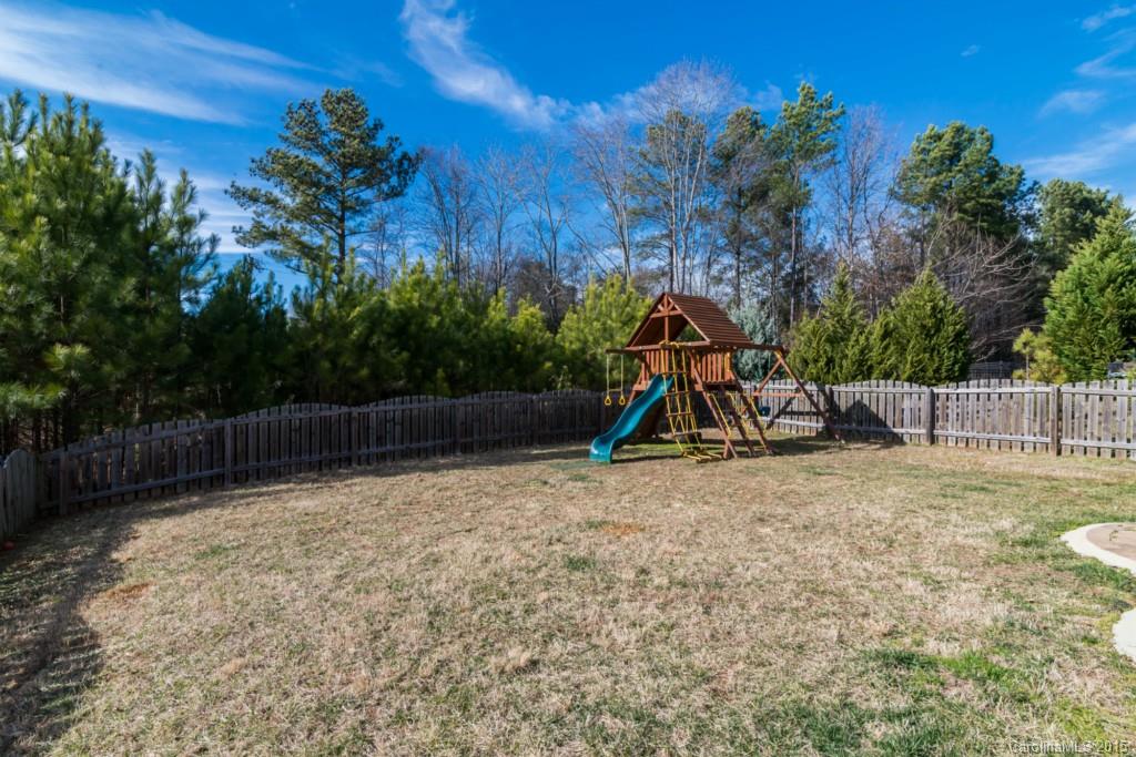 9321 Seamill Road Charlotte, NC 28278 - Photo 19 of 24 Gallery Image 19