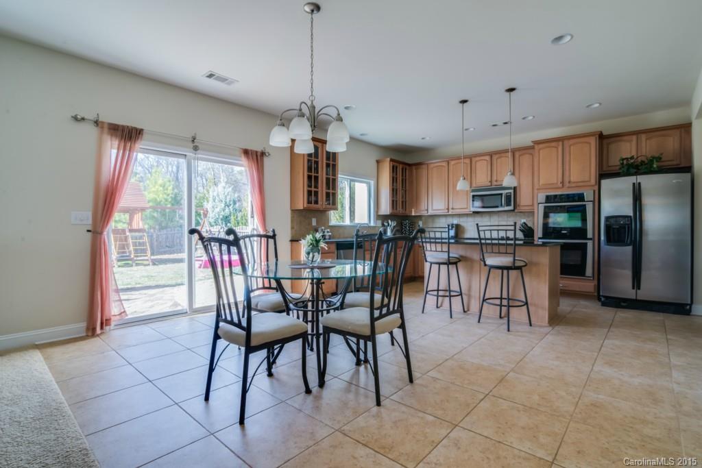 9321 Seamill Road Charlotte, NC 28278 - Photo 8 of 24 Gallery Image 8