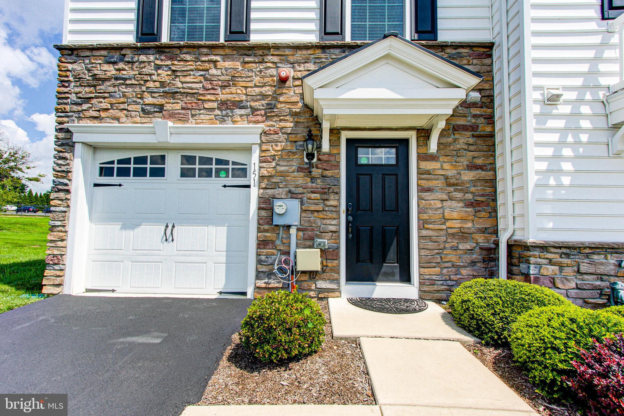 151 Old Cedarbrook Road Wyncote, PA 19095 - Photo 3 of 38 Gallery Image 3