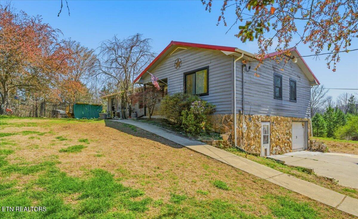 1144 Rocky Springs Road Madisonville, TN 37354 - Photo 1 of 42 02-Exterior