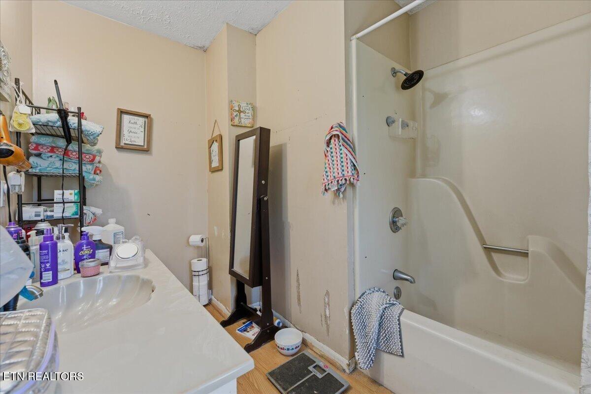 1144 Rocky Springs Road Madisonville, TN 37354 - Photo 23 of 42 21-Bedroom 2 Bath