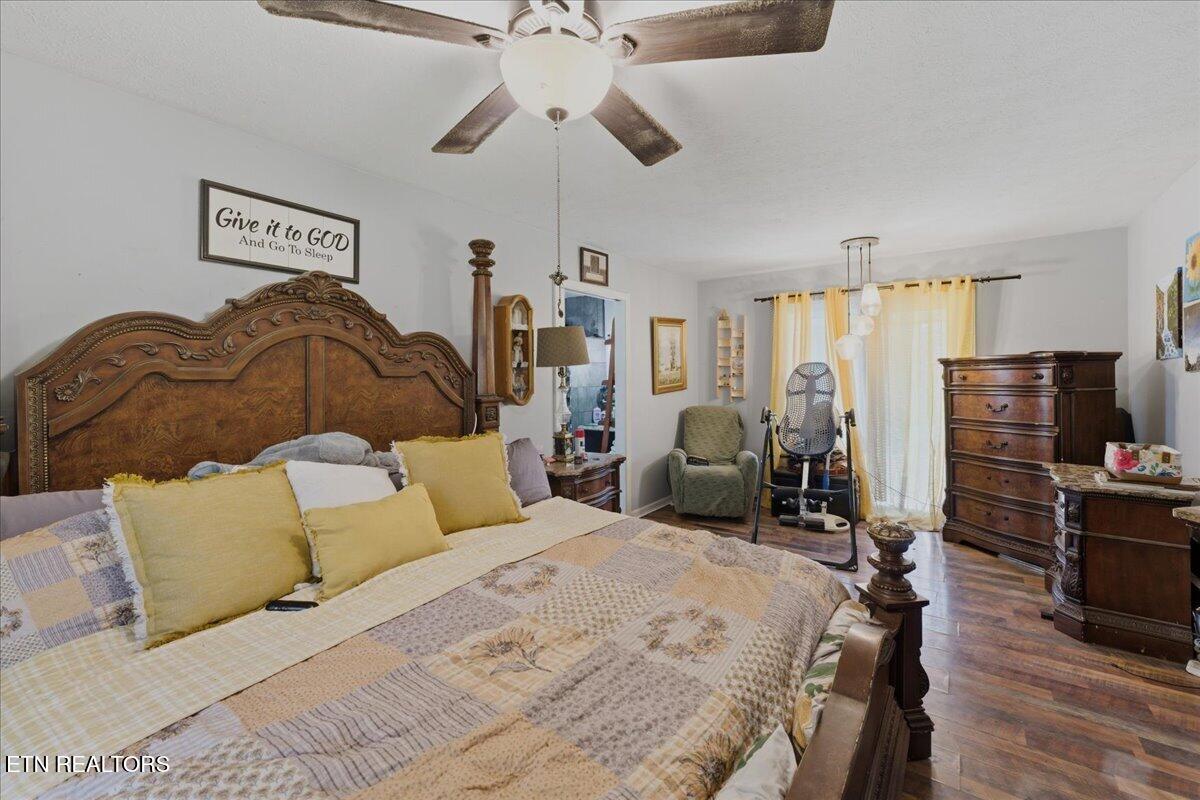 1144 Rocky Springs Road Madisonville, TN 37354 - Photo 9 of 42 15-Bedroom 1