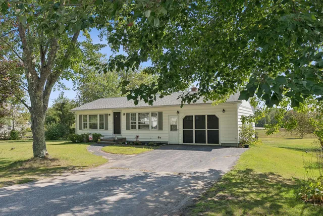 $387,000 | 6 Goodwins Acres, Dayton, ME 04005