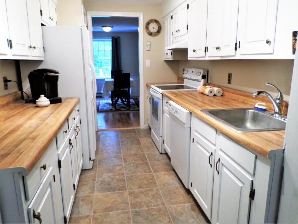 45 Partridge Knoll Road Campton, NH 03223 - Photo 4 of 22