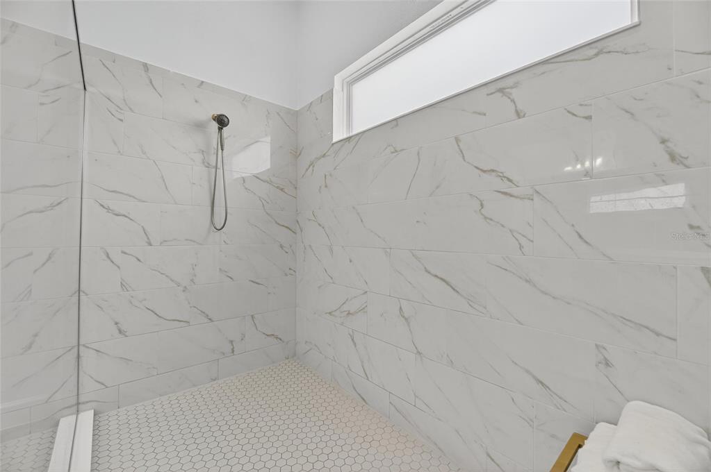 5975 Blakeney Loop Apollo Beach, FL 33572 - Photo 29 of 100