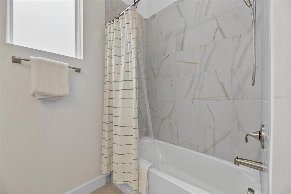 5975 Blakeney Loop Apollo Beach, FL 33572 - Photo 32 of 100