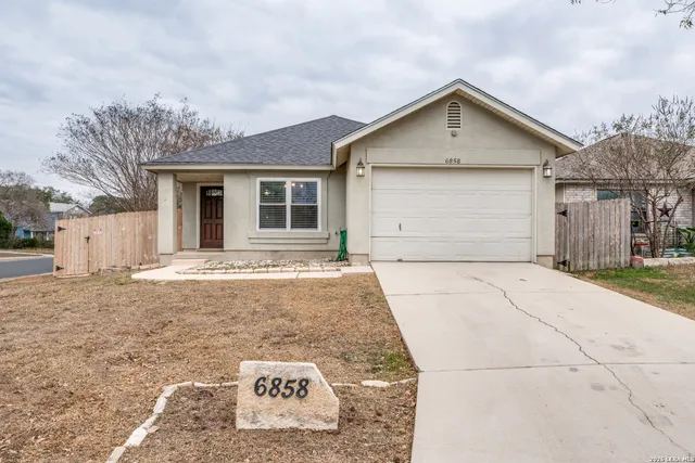 $1,500 | 6858 Celes Meadow Drive, Converse, TX 78109