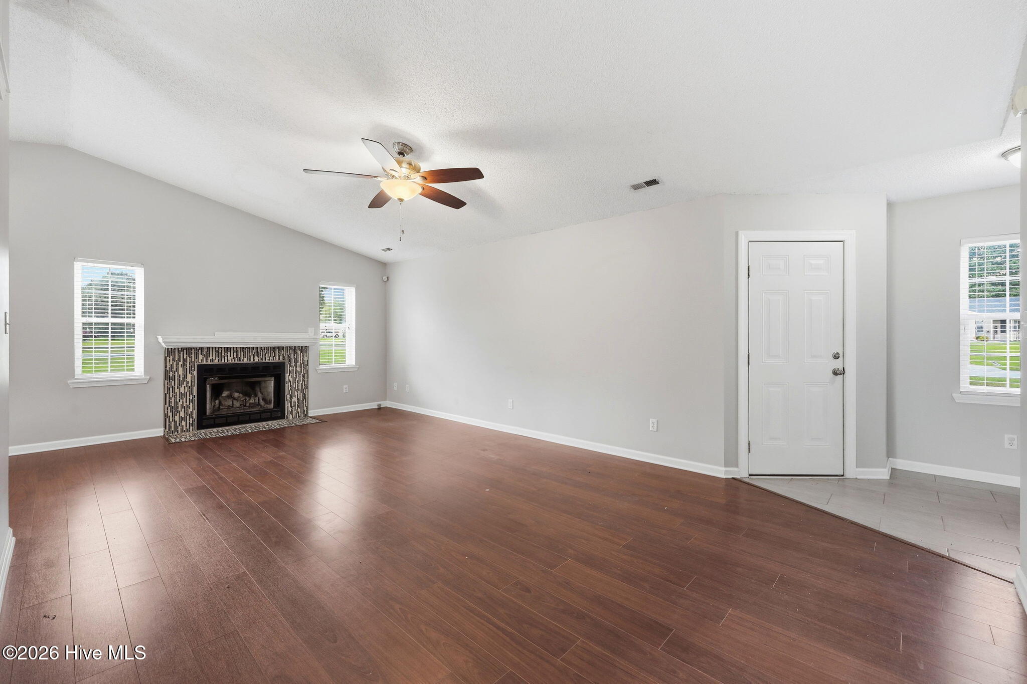 128 Fodder Drive Hubert, NC 28539 - Photo 4 of 31