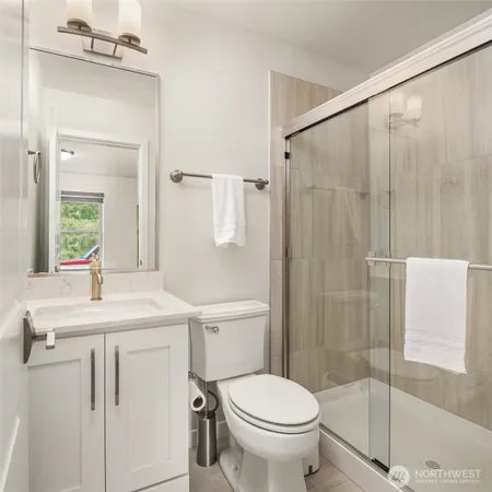 $1,198,000 | 1363 8th Avenue Northeast, Unit 7 1, Issaquah, WA 98029