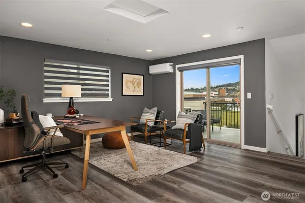 $1,198,000 | 1363 8th Avenue Northeast, Unit 7 1, Issaquah, WA 98029