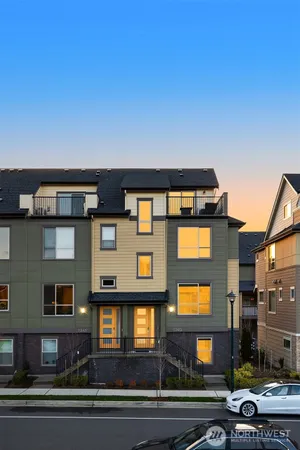 $1,198,000 | 1363 8th Avenue Northeast, Unit 7 1, Issaquah, WA 98029