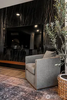 $1,340,000 | 1363 8th Avenue Northeast, Unit 7 1, Issaquah, WA 98029