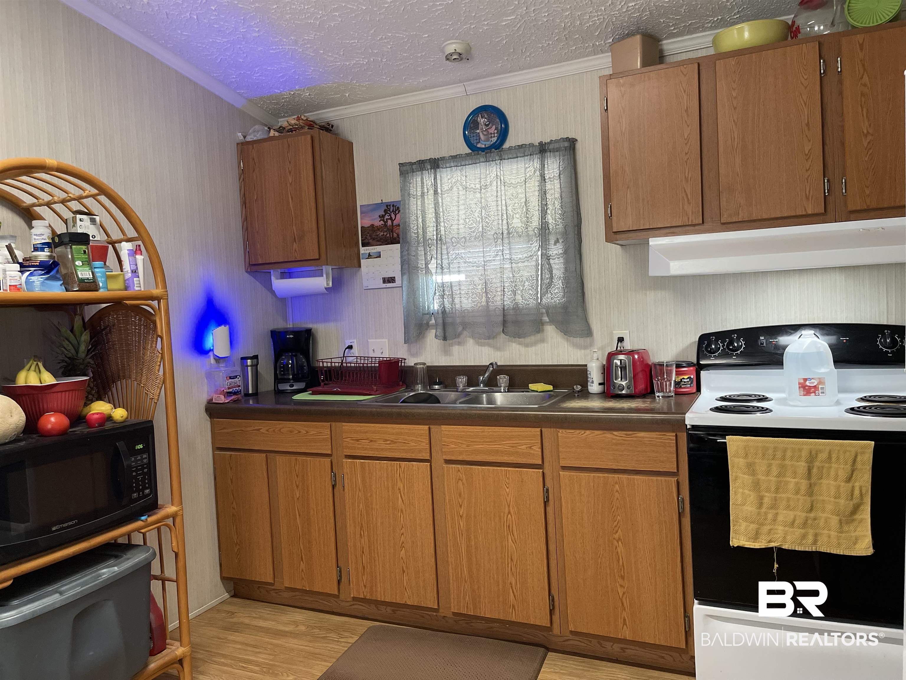 5316 Avon Road Pensacola, FL 32507 - Photo 6 of 11 Gallery Image 6