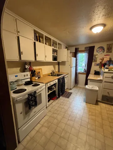 $170,000 | 215 9th Street Northwest, Bemidji, MN 56601