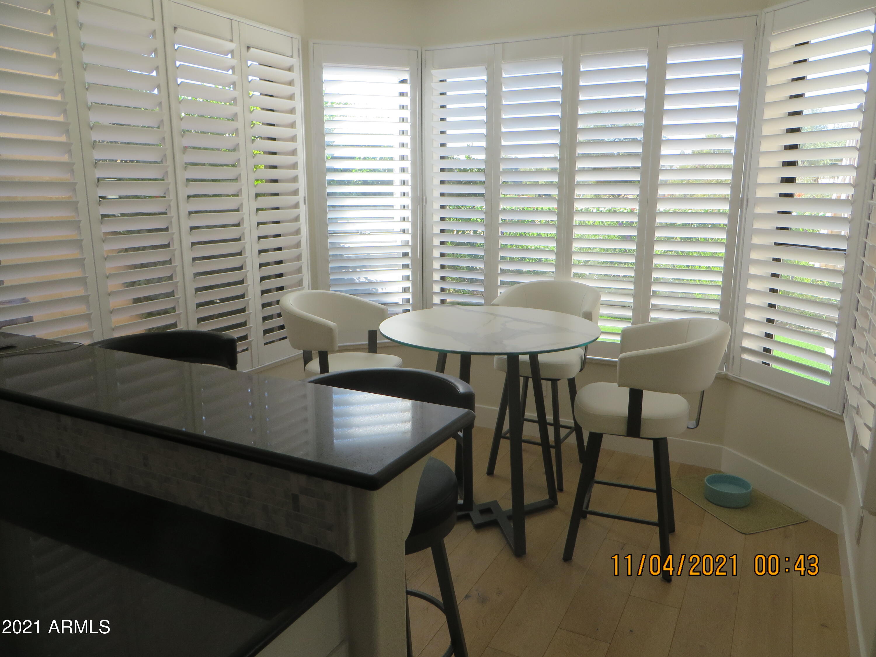 7525 East Gainey Ranch Road, Unit 182 Scottsdale, AZ 85258 - Photo 3 of 13 Eat In Kitchen