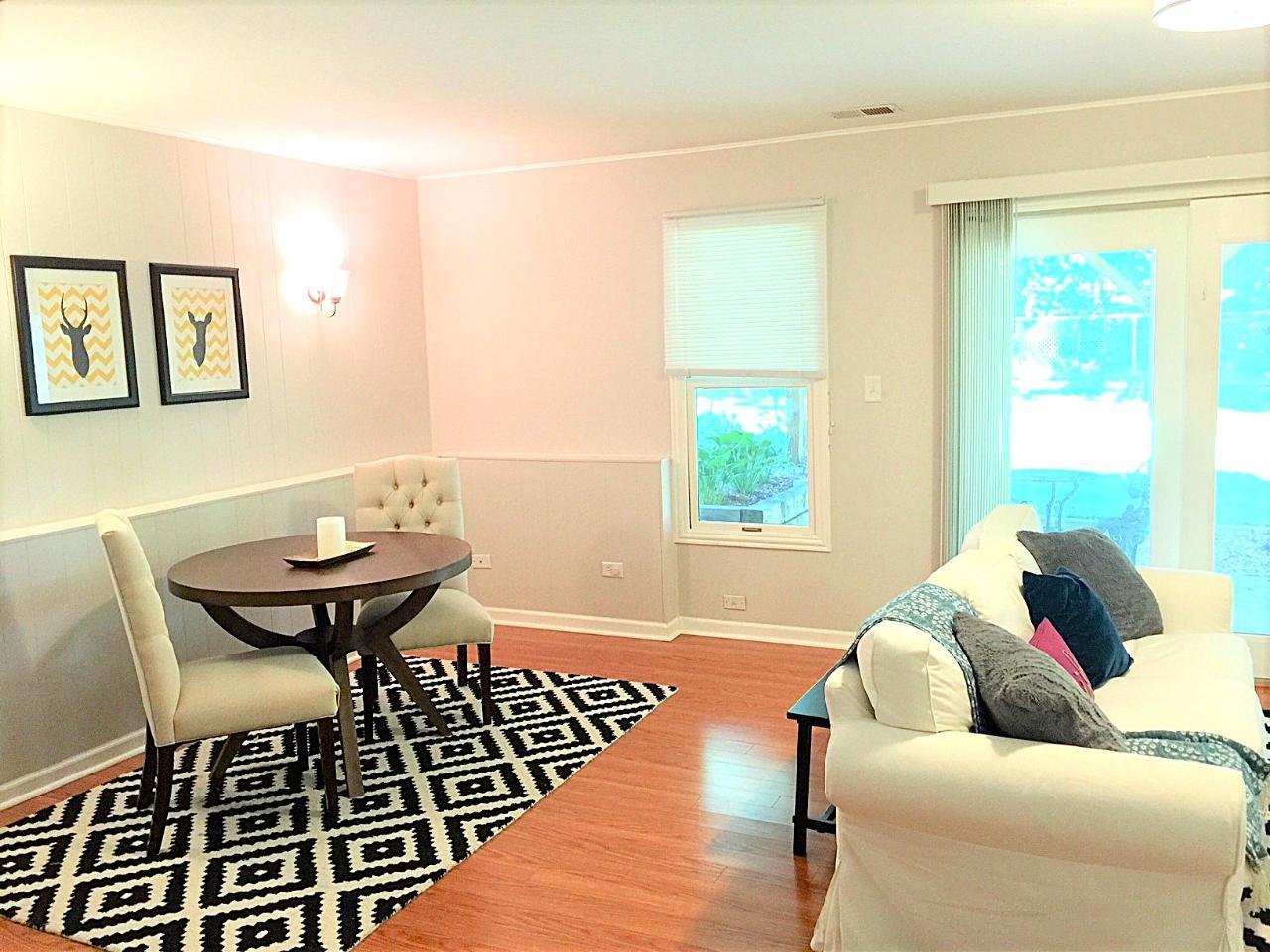 1395 Kingsdale Road Hoffman Estates, IL 60169 - Photo 13 of 21 Gallery Image 13