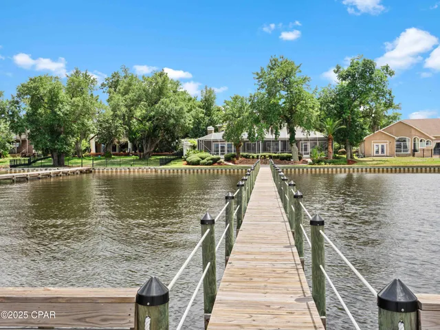 $1,250,000 | 113 Florida Avenue, Lynn Haven, FL 32444