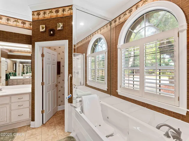 $1,250,000 | 113 Florida Avenue, Lynn Haven, FL 32444