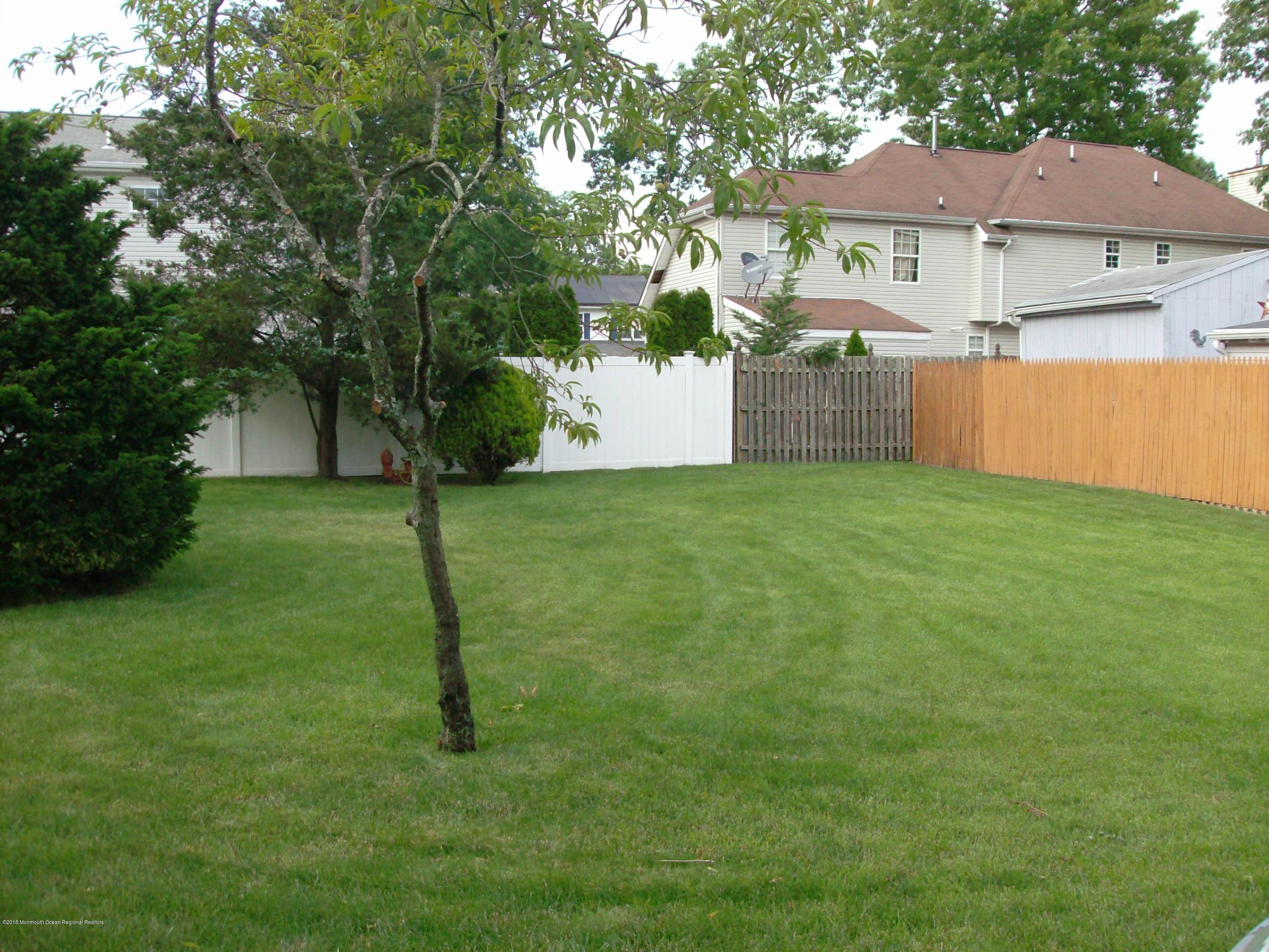 636 Kenmore Road Brick, NJ 08723 - Photo 5 of 18 HPIM2118 (1)