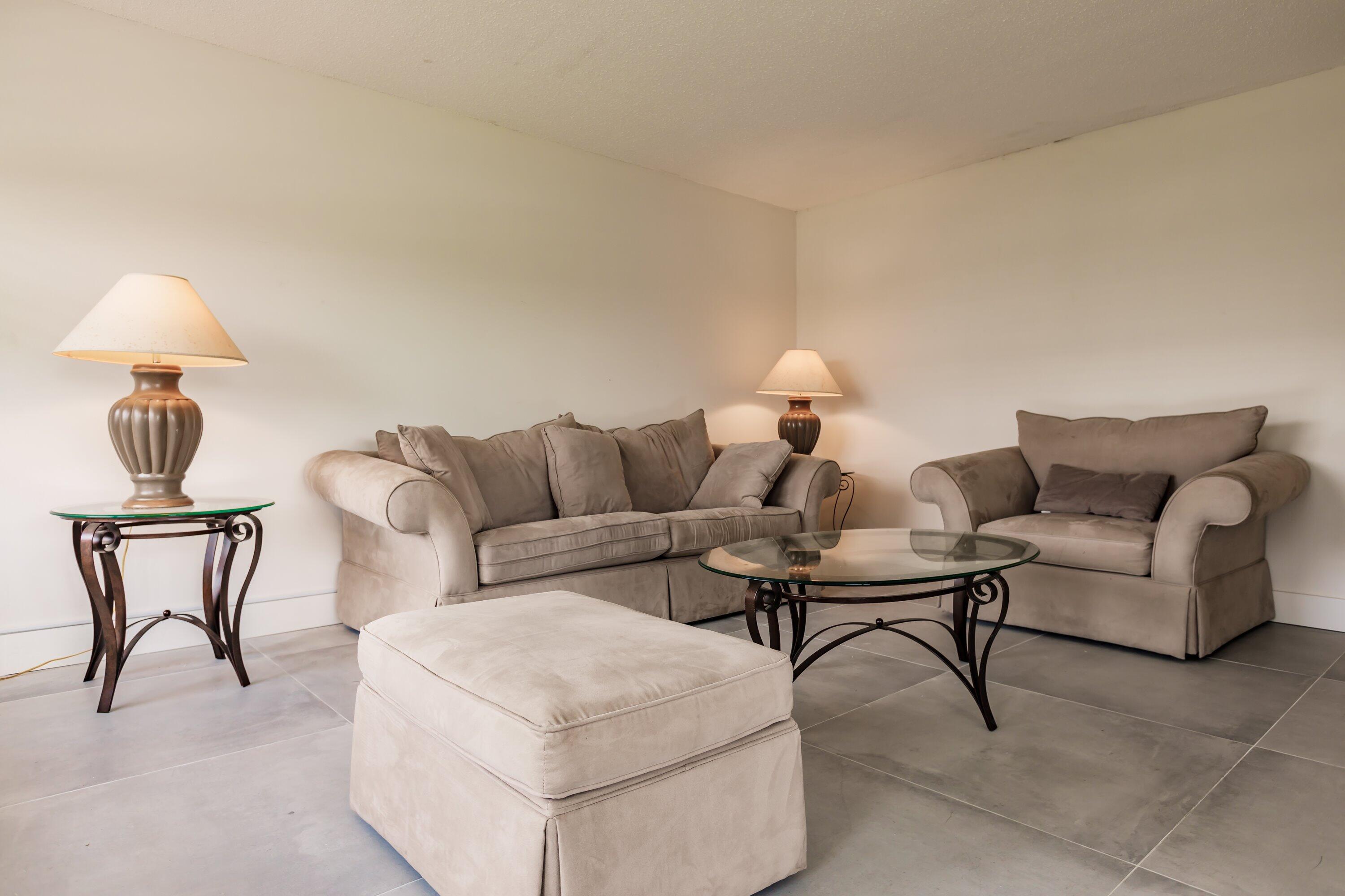 322 Brighton H Boca Raton, FL 33434 - Photo 7 of 18 07-photo-8