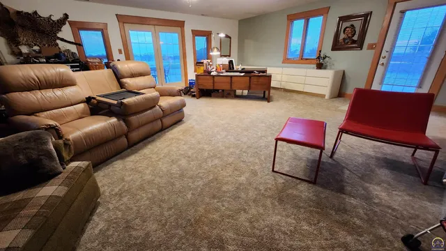 $425,000 | 7142 Highway 4, Meriden, KS 66512