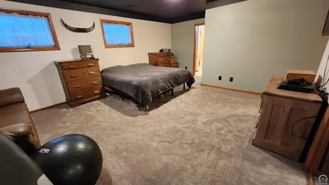 $425,000 | 7142 Highway 4, Meriden, KS 66512