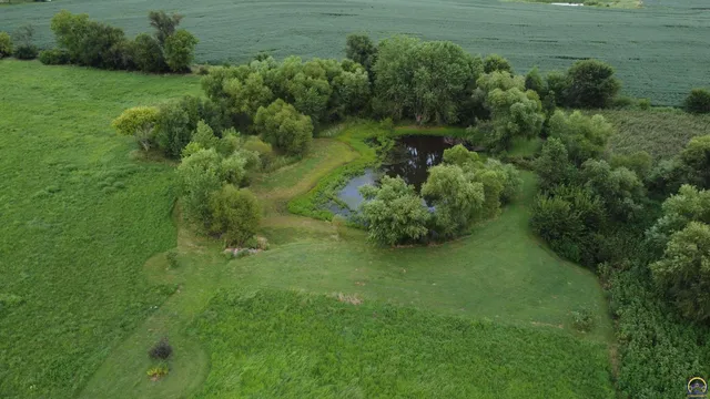 $425,000 | 7142 Highway 4, Meriden, KS 66512