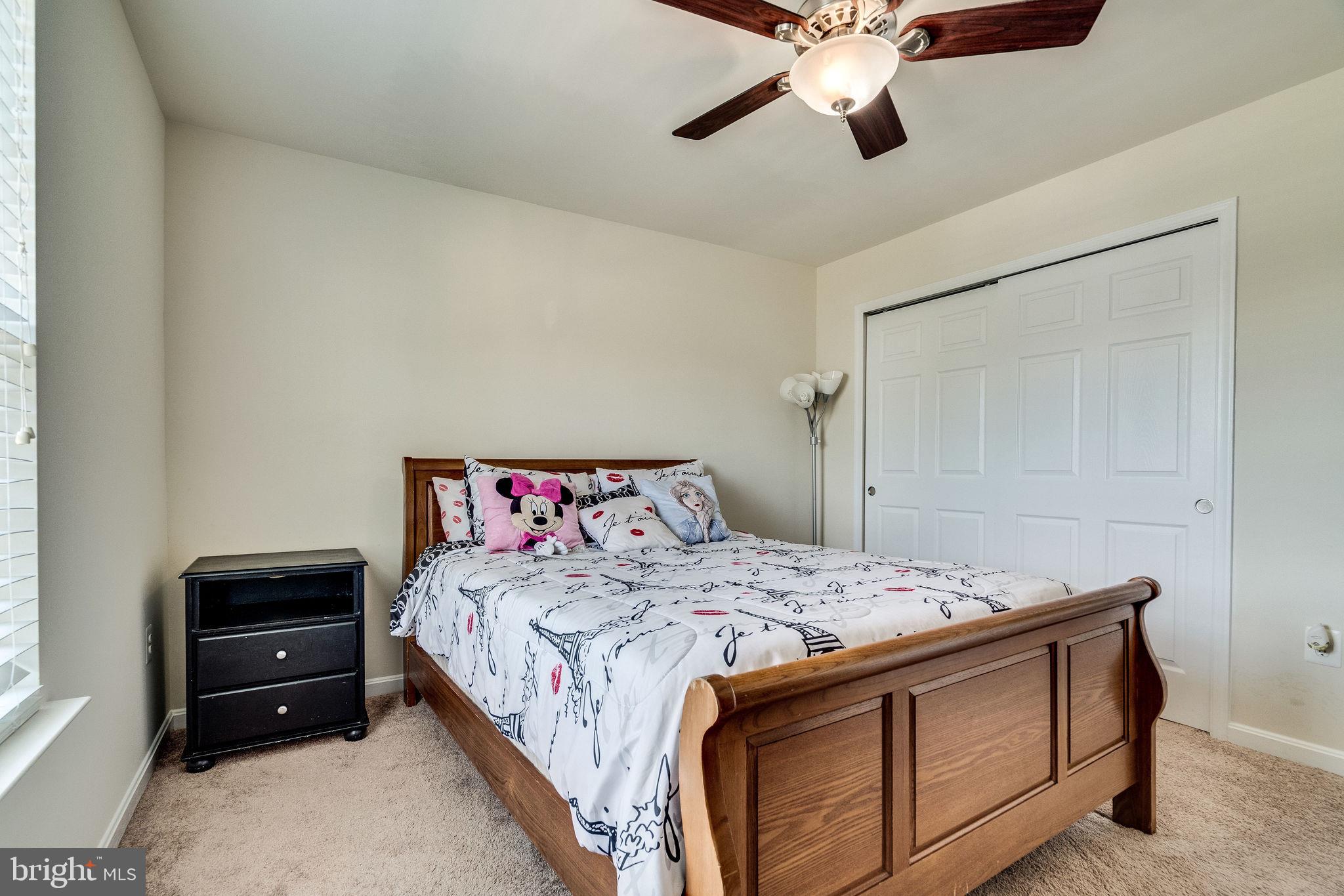 4242 Meyers Road Triangle, VA 22172 - Photo 23 of 50 2nd Bedroom (3rd Level)