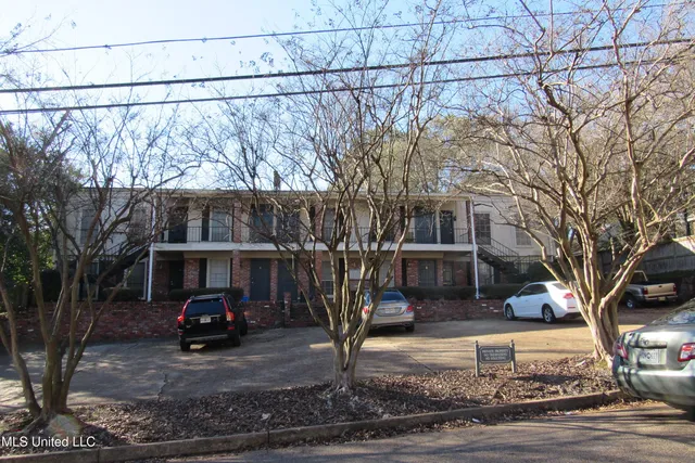 $995 | 1625 St Mary Street, Unit 10, Jackson, MS 39202