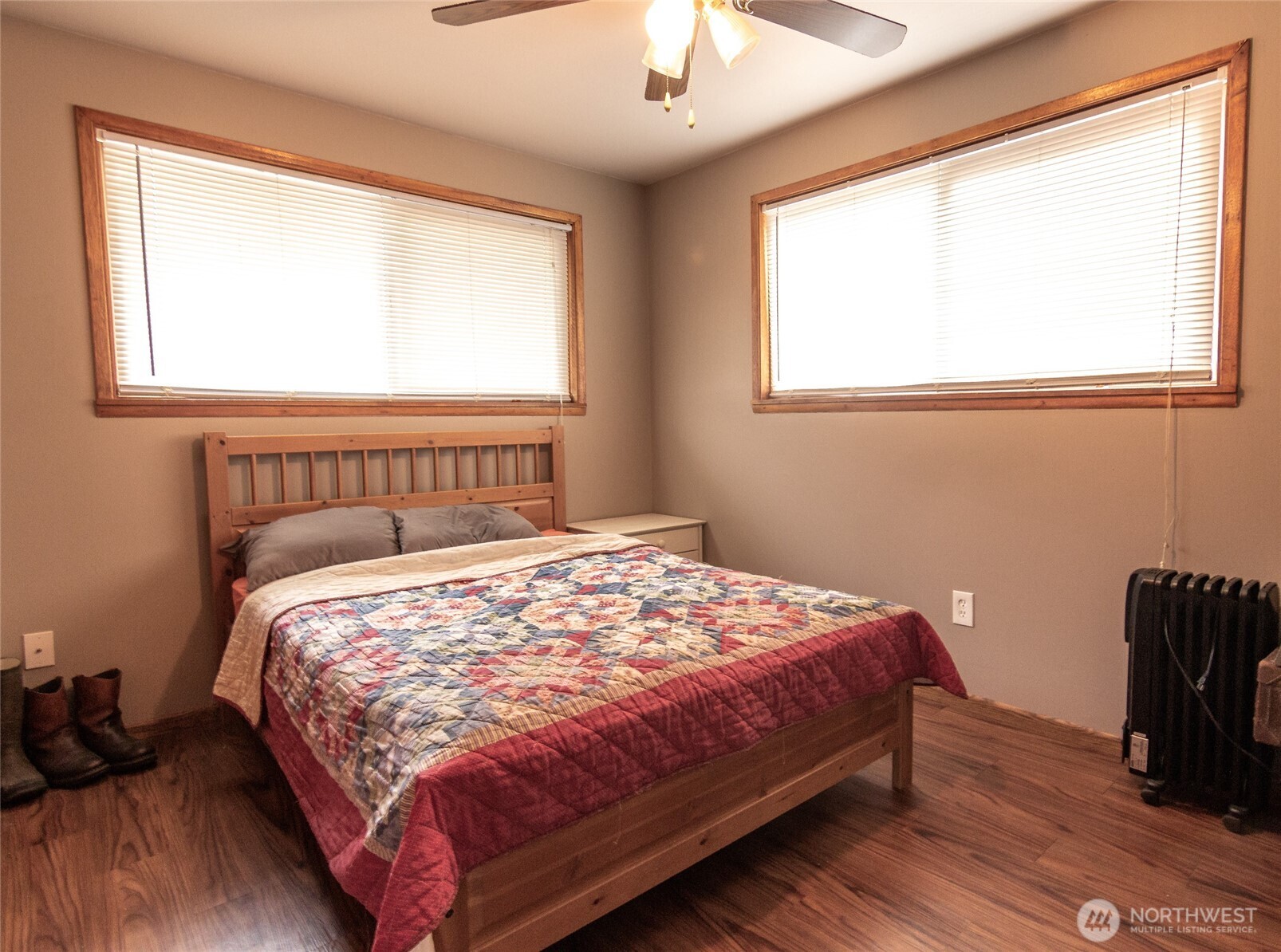 22731 Hull Road Mount Vernon, WA 98274 - Photo 24 of 26 a bedroom with a bed and a window