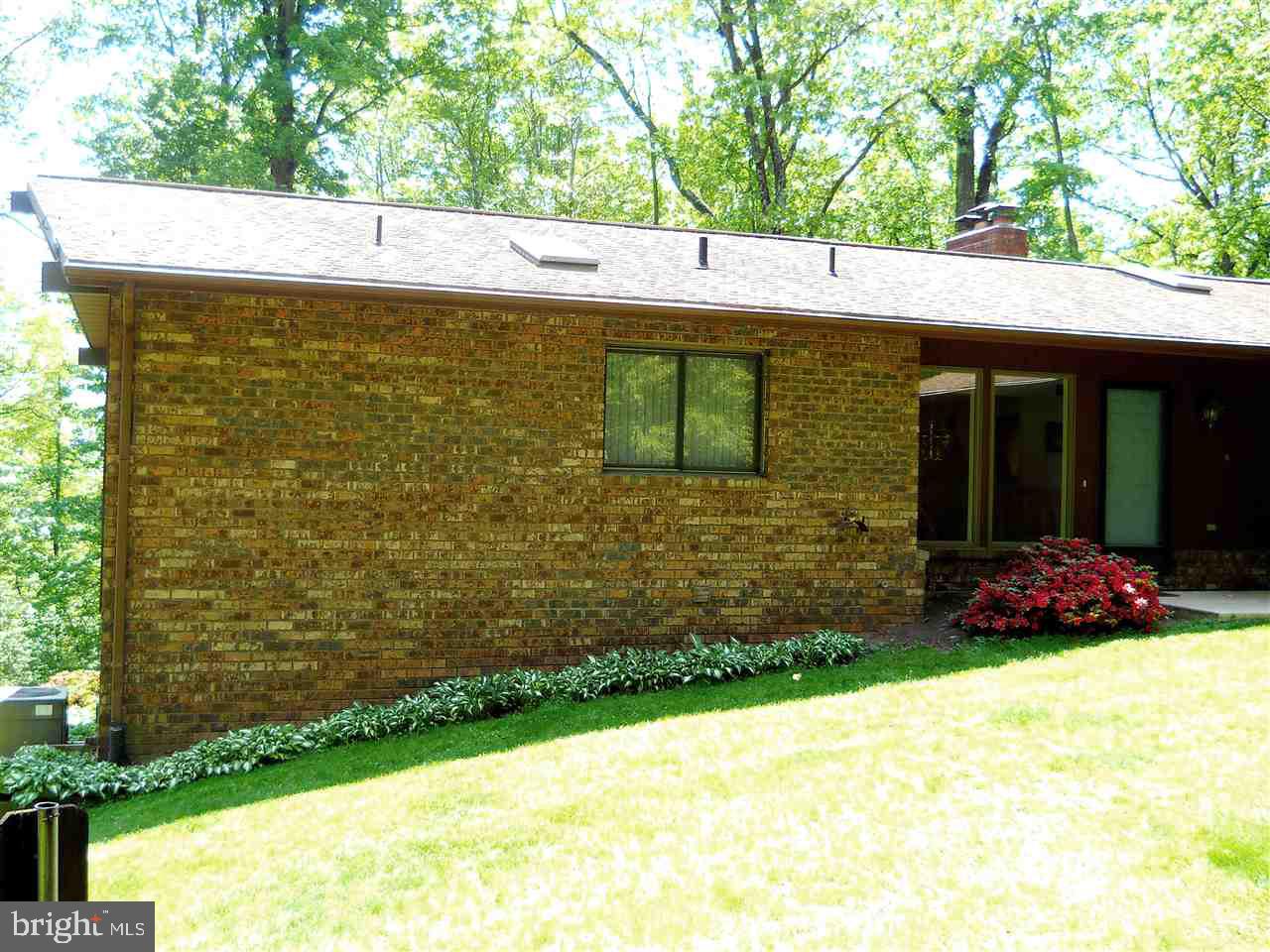 5801 C Crone Road Dover, PA 17315 - Photo 2 of 34 Gallery Image 2