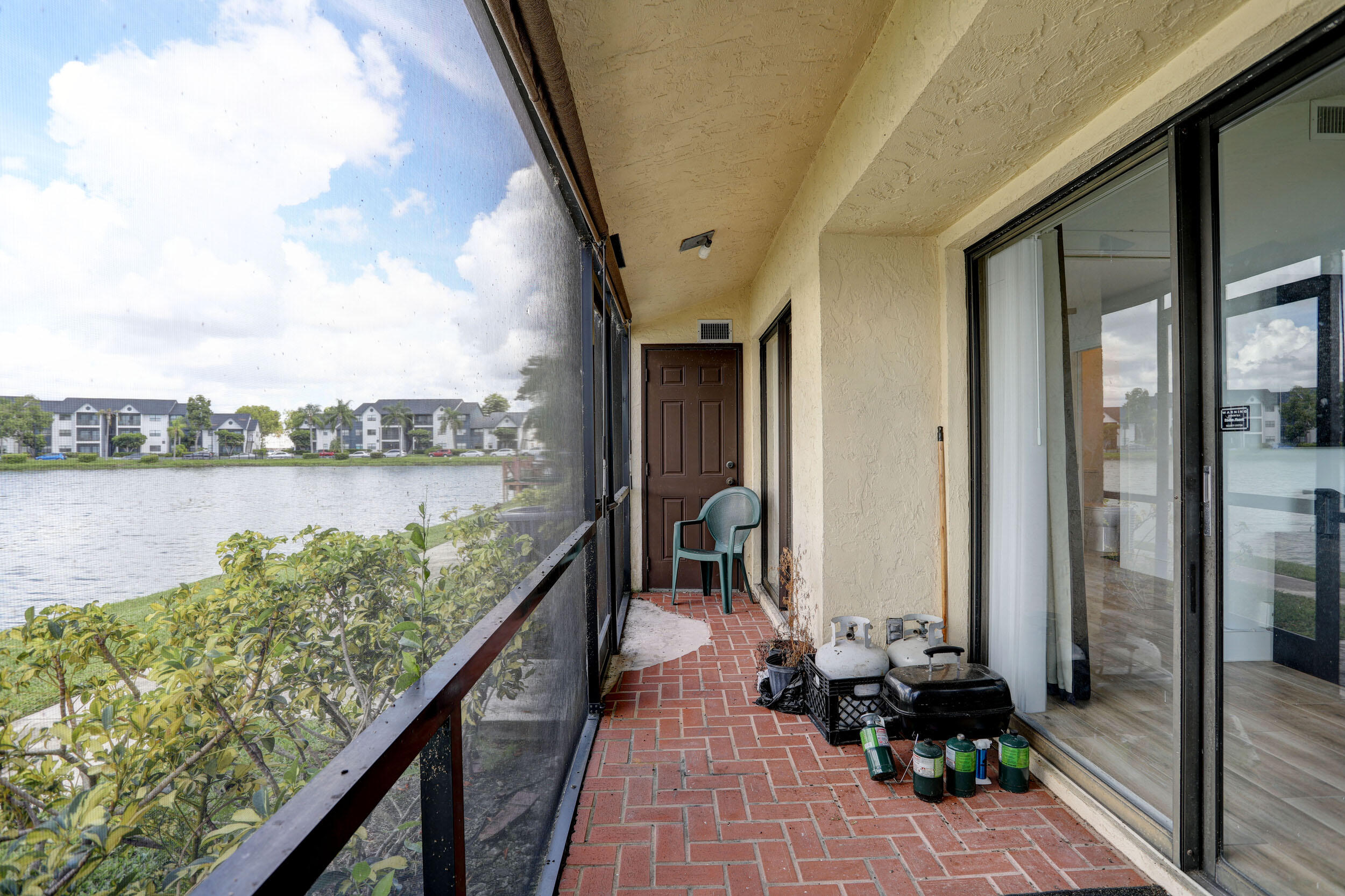 639 Banks Road Margate, FL 33063 - Photo 24 of 44 Terrace