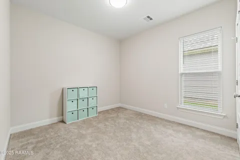 $260,000 | 209 Adry Lane, Youngsville, LA 70592