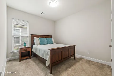 $260,000 | 209 Adry Lane, Youngsville, LA 70592