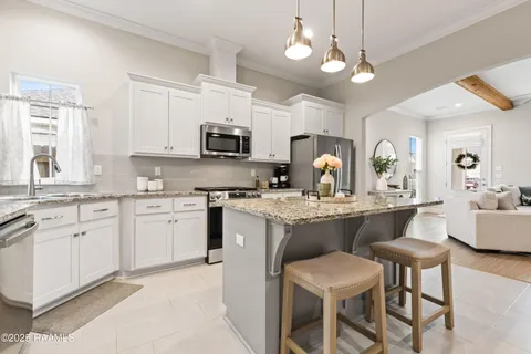 $260,000 | 209 Adry Lane, Youngsville, LA 70592