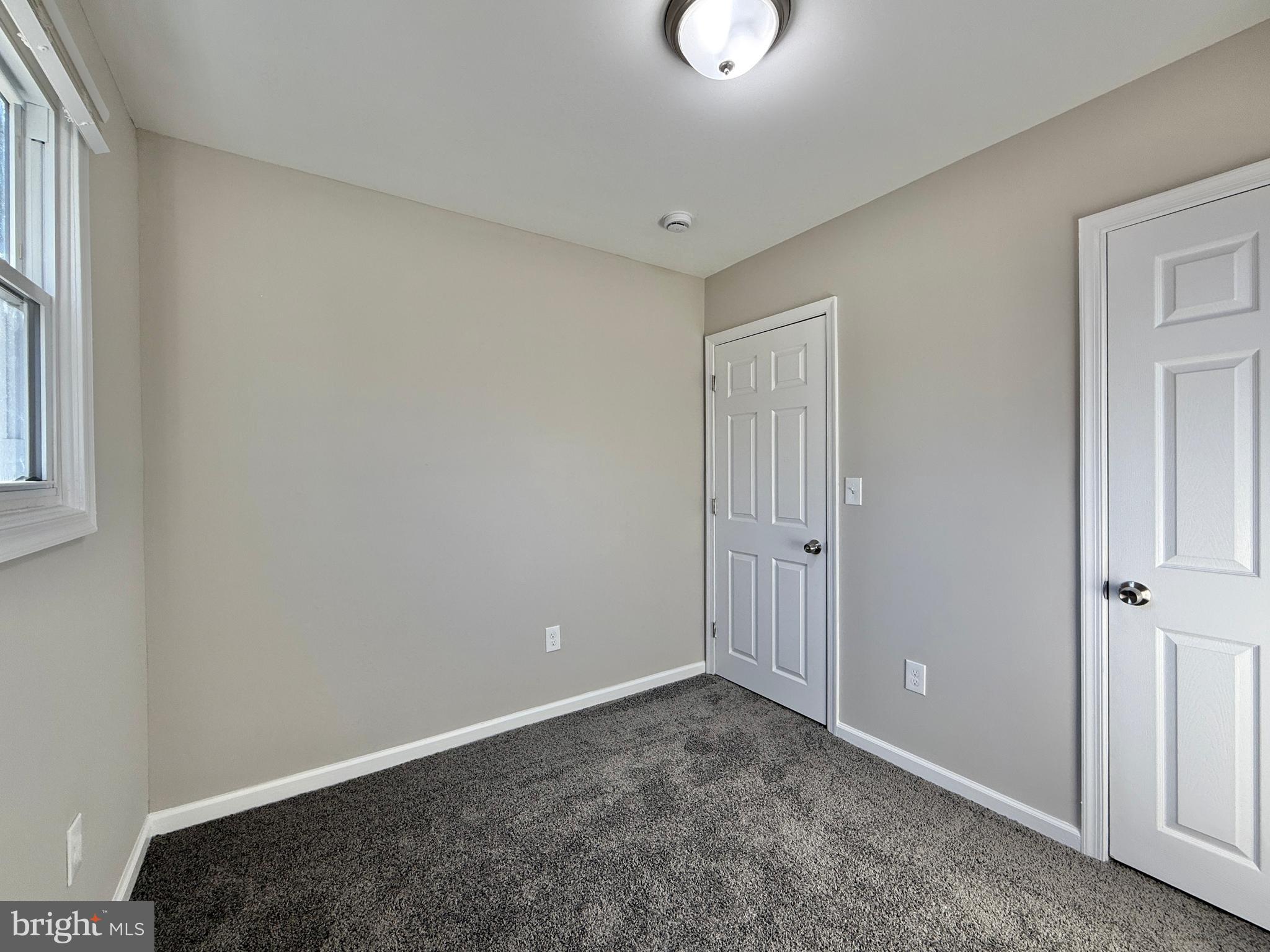 118 Colin Road Williamstown, NJ 08094 - Photo 14 of 16 an empty room with windows